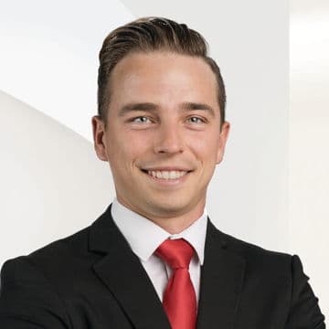 Portrait photo of Javier Casas