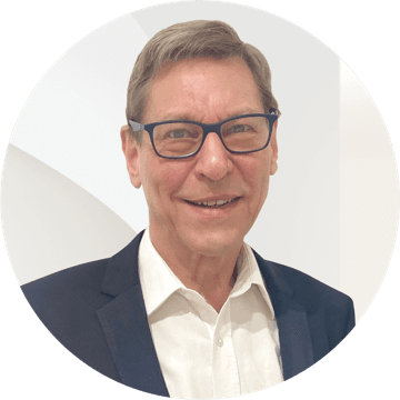 Portrait photo of Peter Frenzel