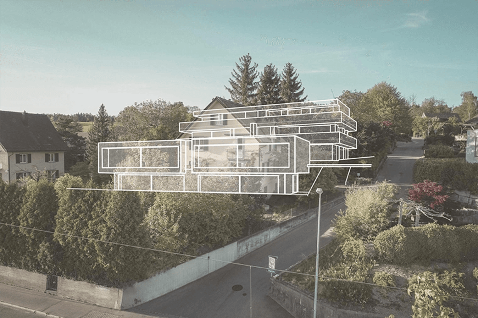 Modernes Haus mit weißer Umrandung, umgeben von grünen Bäumen und einer Straße.