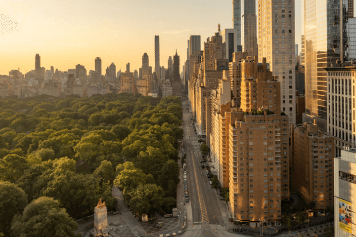 Vista del parque central y del horizonte de Nueva York desde el hotel Mandarin Oriental New York.