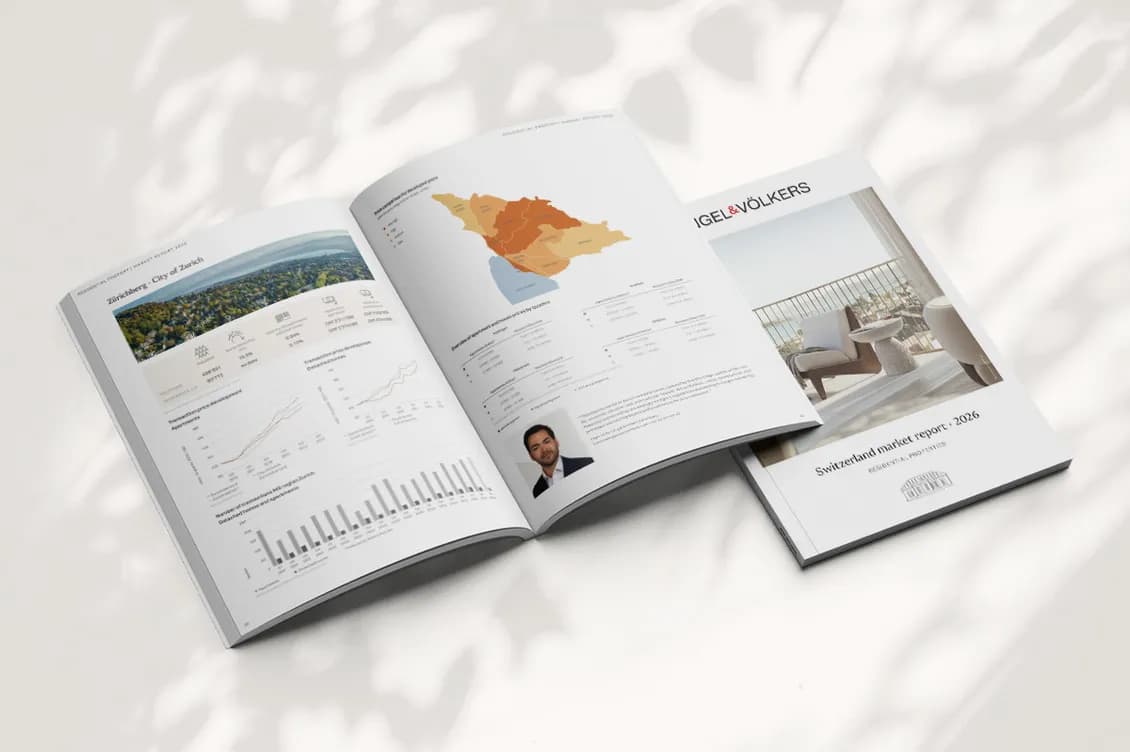 Rapporto di mercato Svizzera 2026 di Engel & Völkers aperto, con una mappa regionale, grafici dei prezzi e la copertina