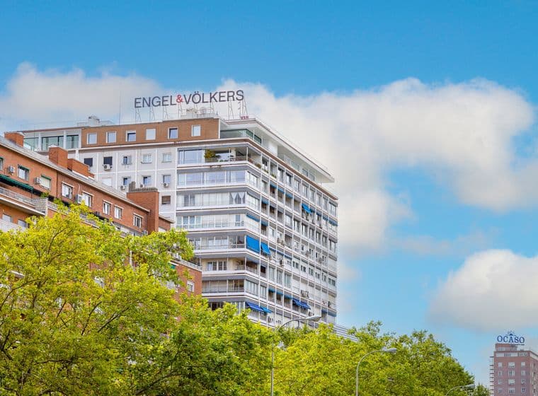 Rotulo E&V Madrid Paseo Castellana