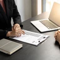 5 preguntes intelligents s'han de fer en una entrevista de feina