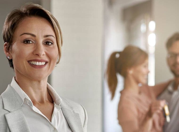 Real estate agent collects commission after successful property transaction