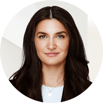 Carlotta Gilles assists property owners with renting out properties in Hamburg Alster