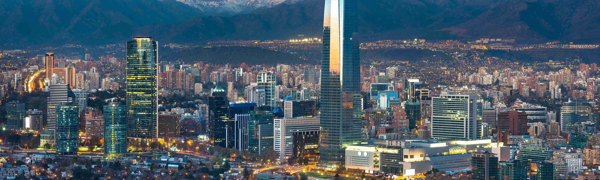 Vista a Barrio El Golf - Santiago