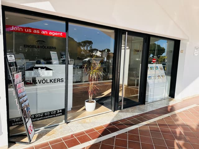 Shop Photo of Engel & Völkers Estepona New Golden Mile