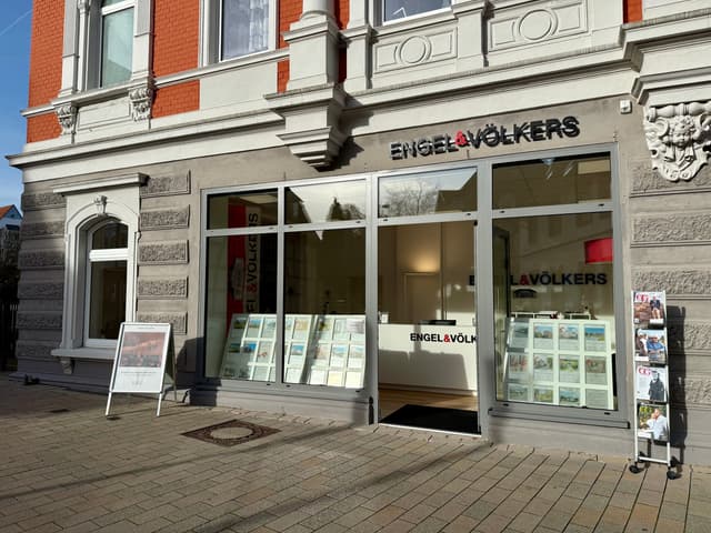 Shop Photo of Engel & Völkers Bad Salzuflen Commercial